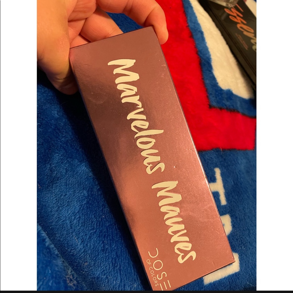 DOSE OF COLORS MARVELOUS MAUVES EYESHADOW